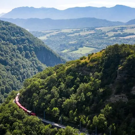 度假居 Proche Des Passerelles Et Du De Monteynard Saint-Martin-de-la-Cluze